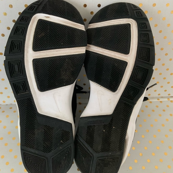 Nike Airmax Stutter Step 2 Basketball Shoe - Picture 4 of 9